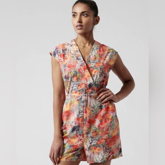 Athleta Marlow Romper, Renewed Bloom Pink SIZE XS NWT Orange pink Floral Outfit - Picture 1 of 8